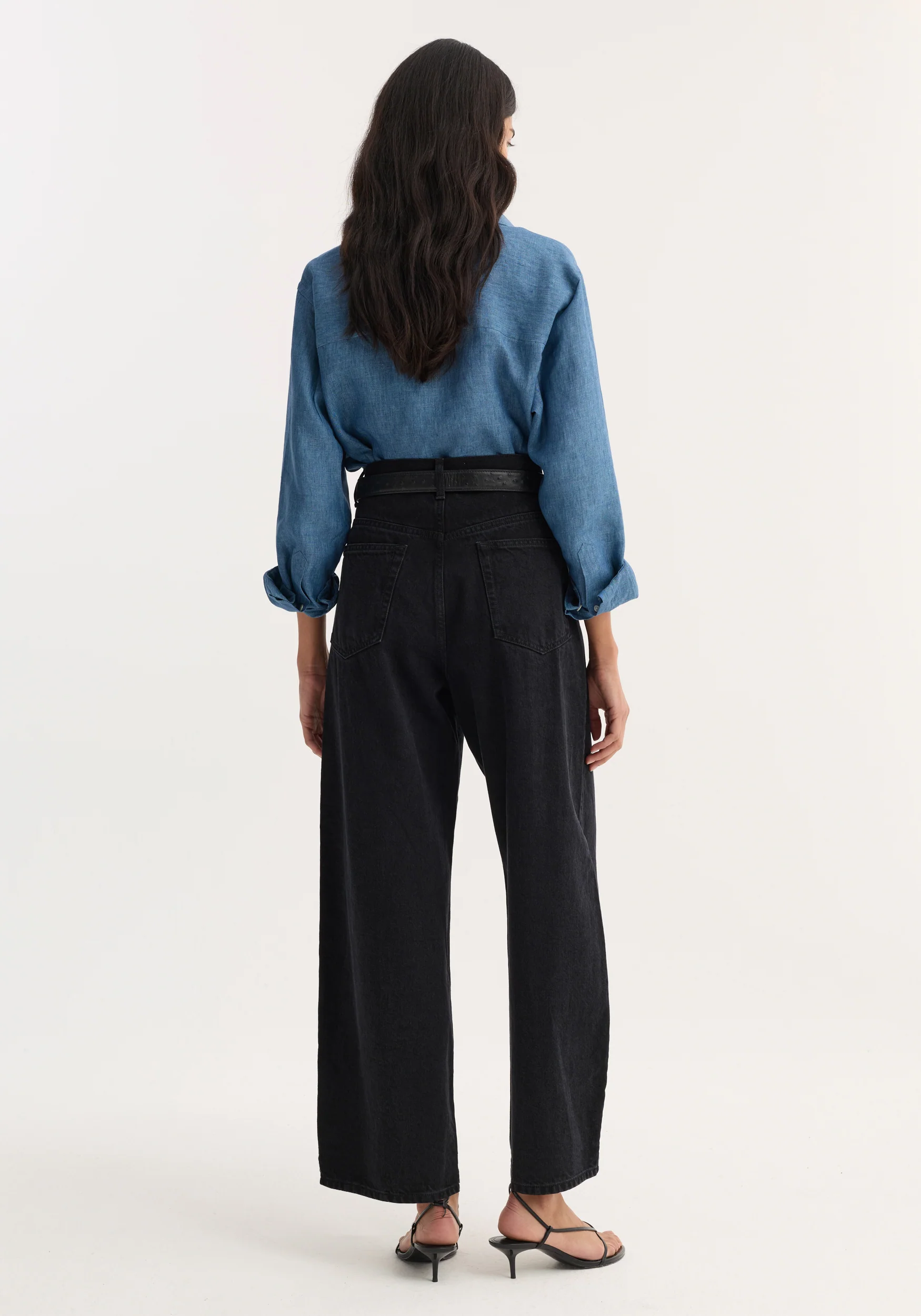 Barrel leg denim | black - Image 3