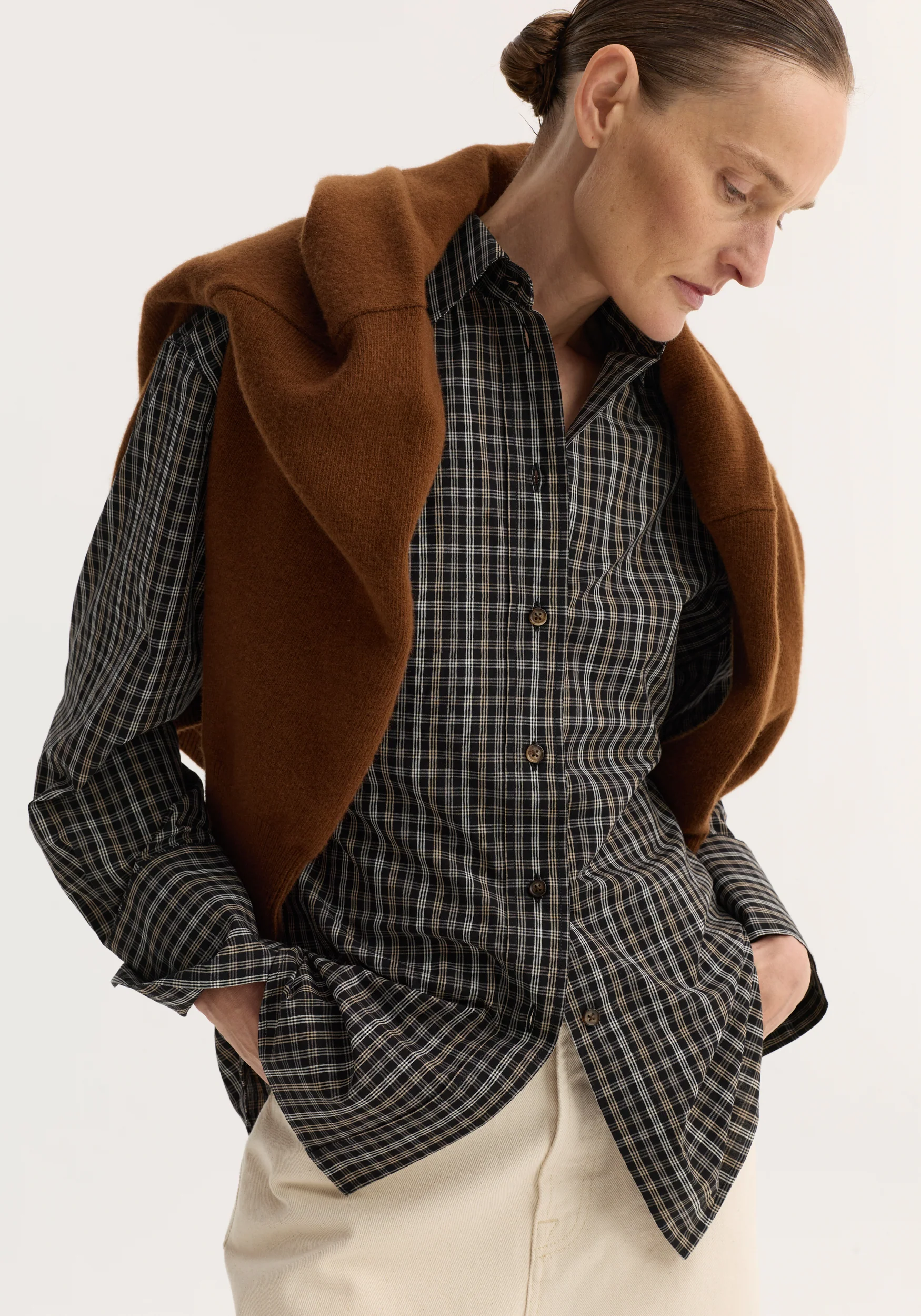Checked shaped shirt | black / brown check - Image 4