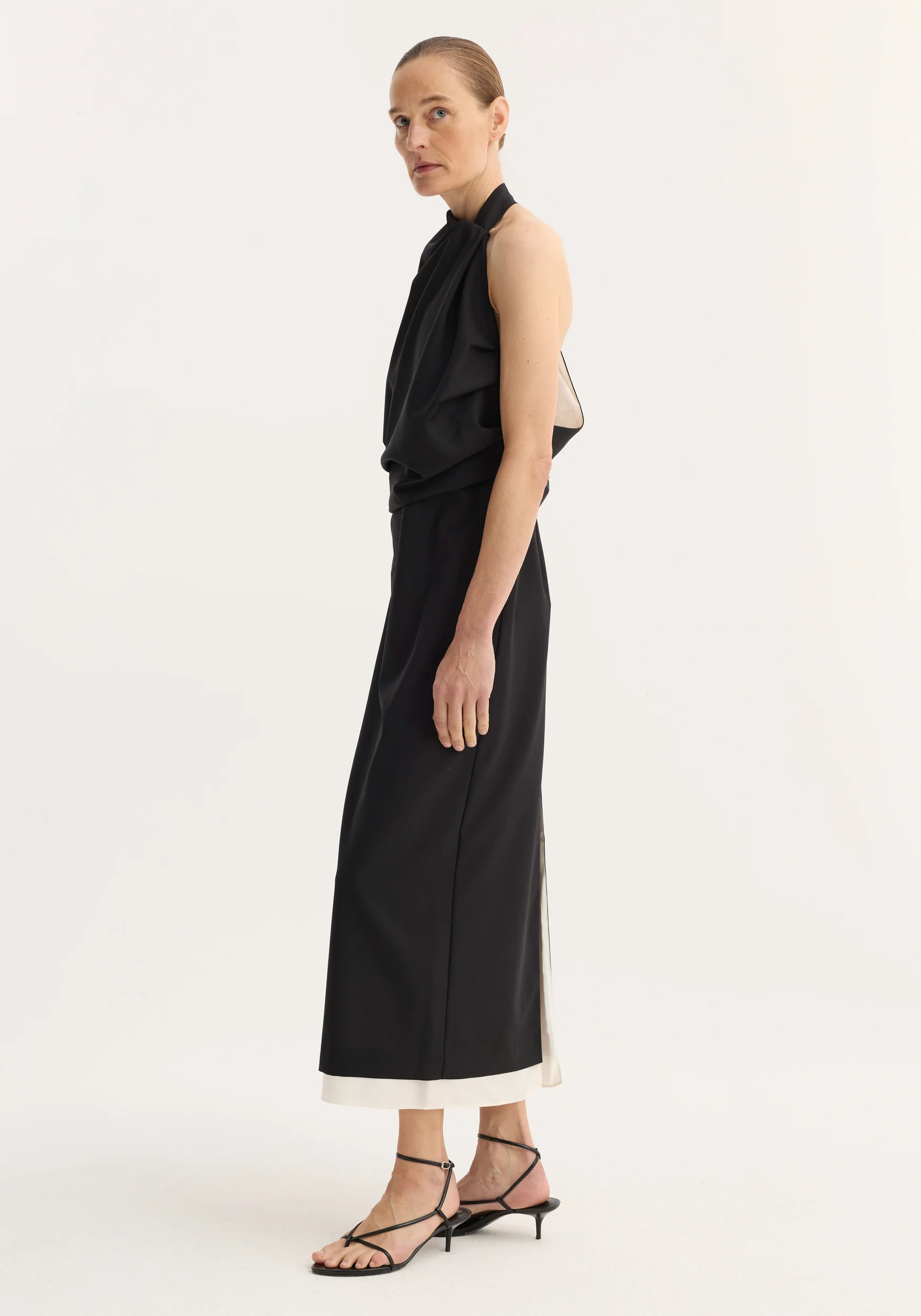 Draped open back dress | black - Image 3