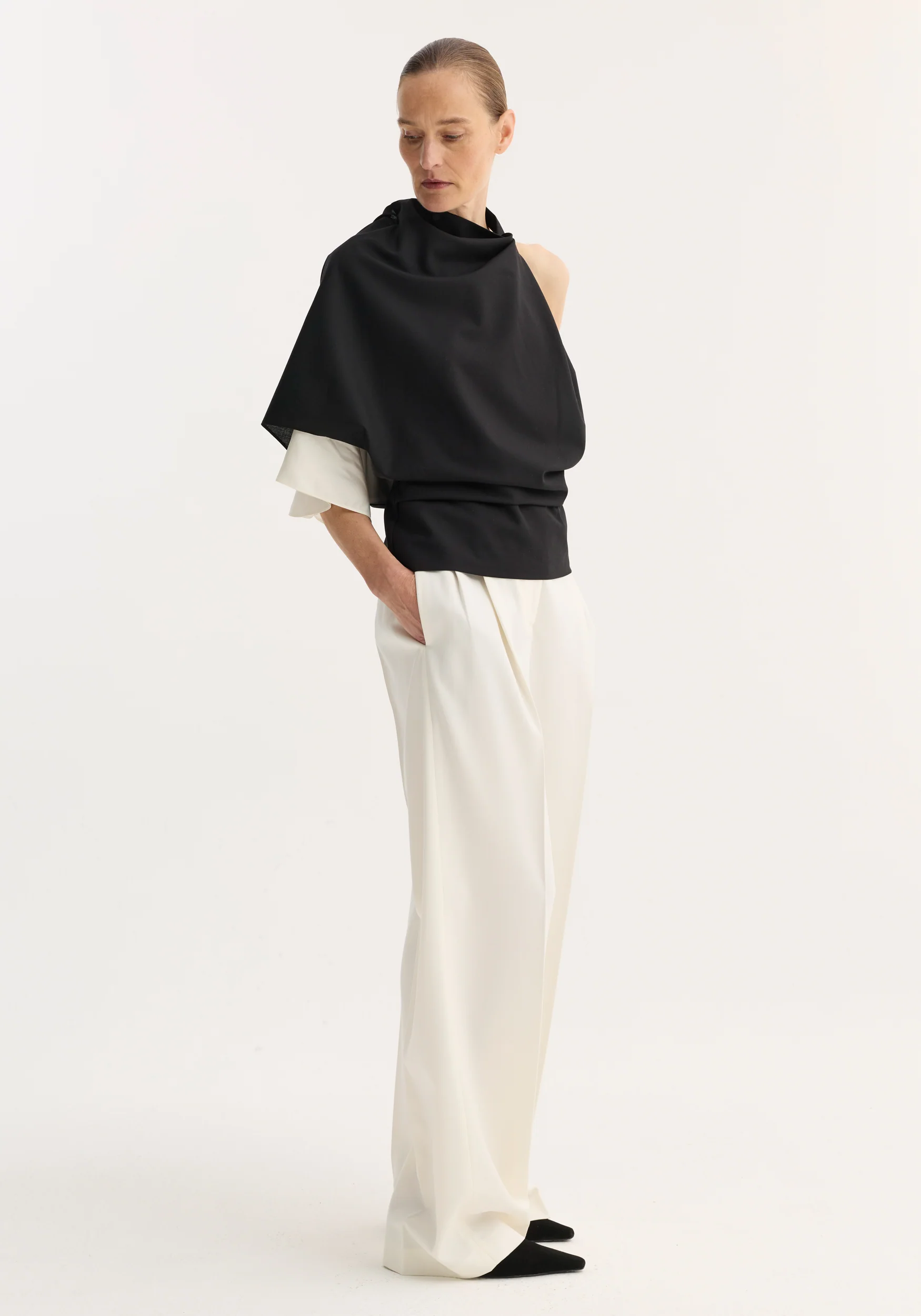 Draped open back wool top | black - Image 4