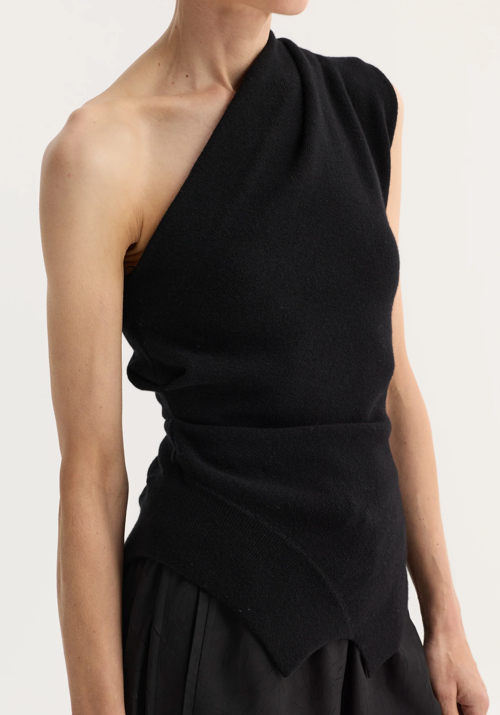 Off-shoulder top | black - Image 5