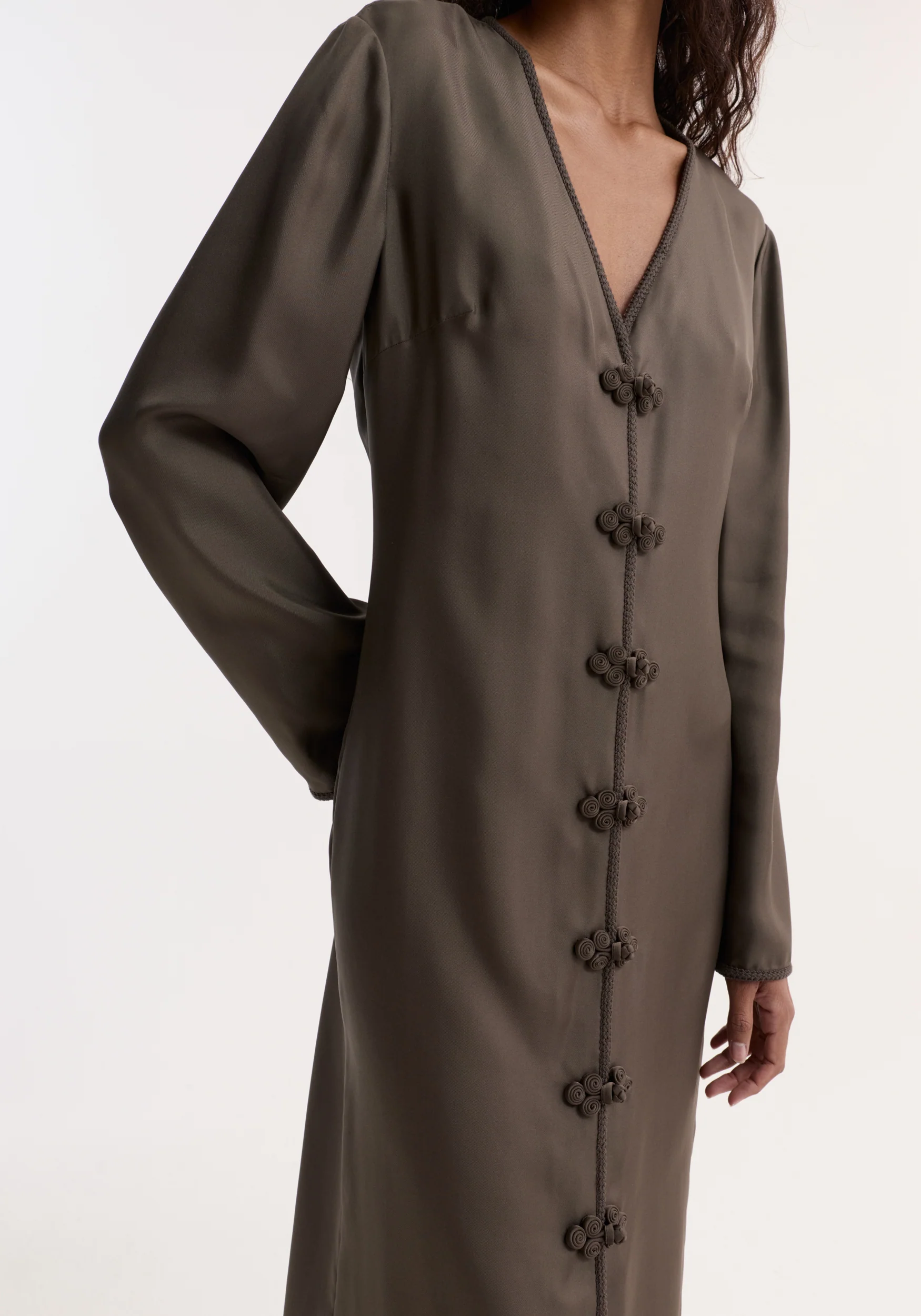 Pankou closure silk dress | earth - Image 3