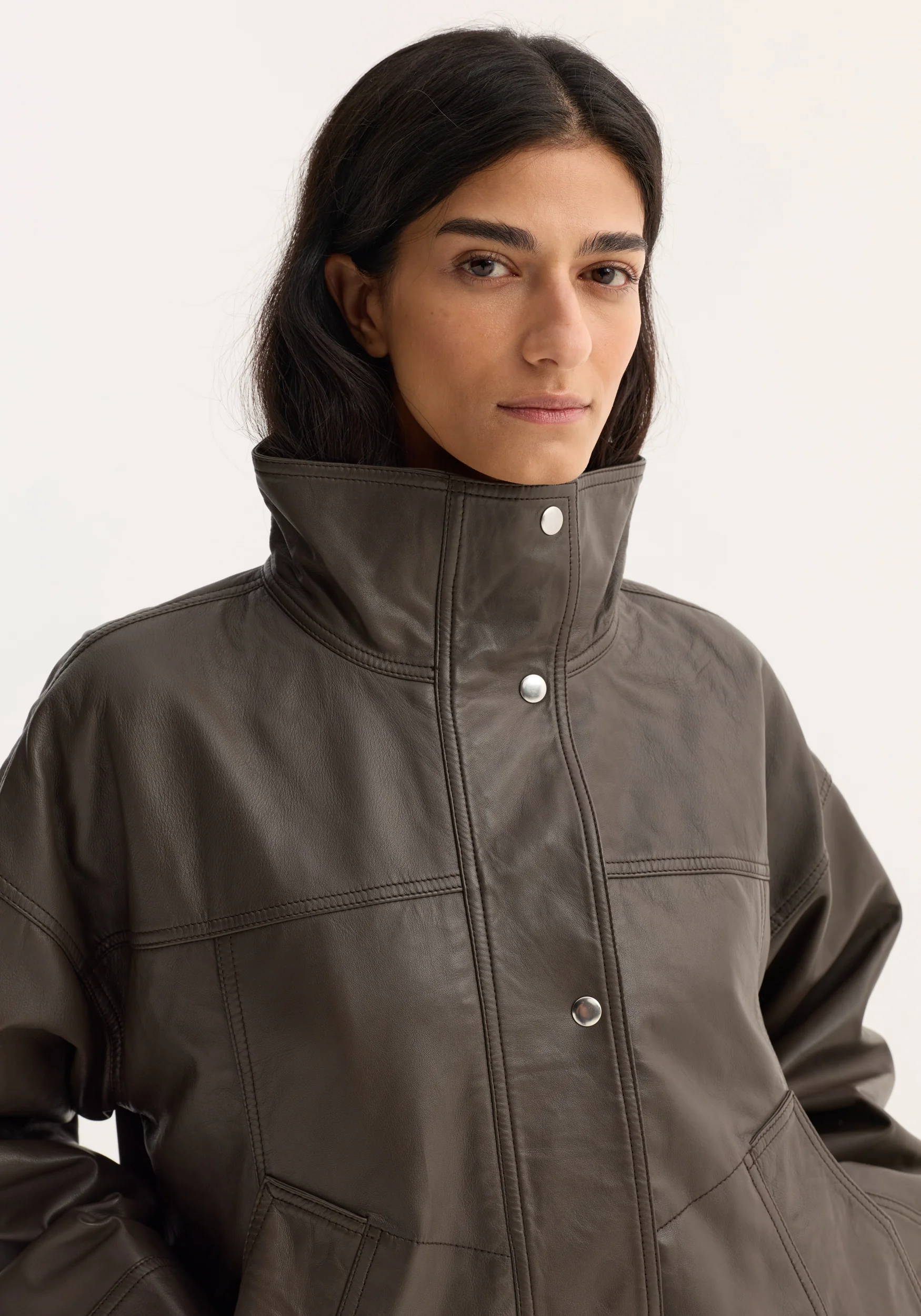 Reinvented leather jacket | earth - Image 3