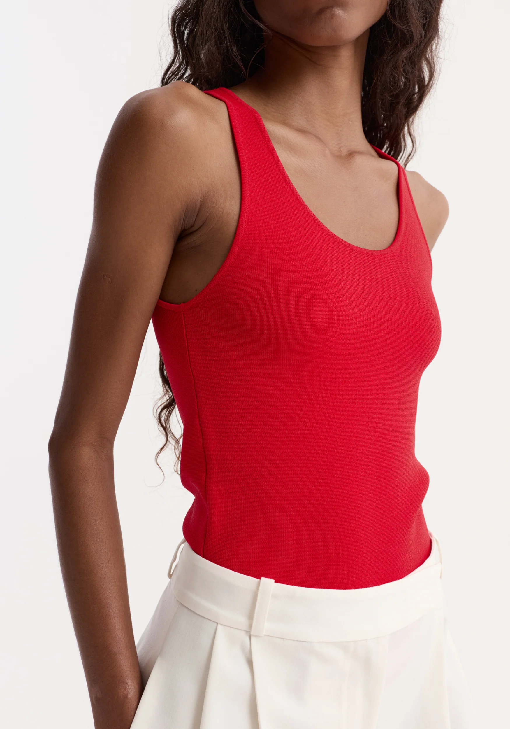 Scoop neck knitted top | red - Image 3