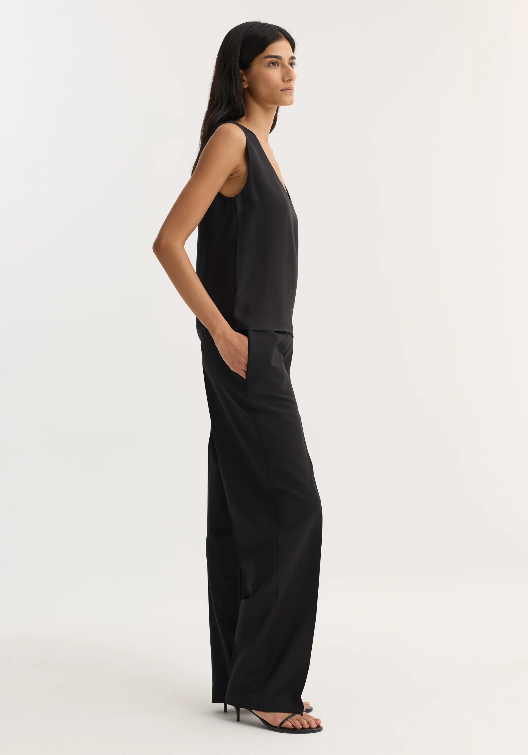 Scoop-neck silk top | black - Image 4