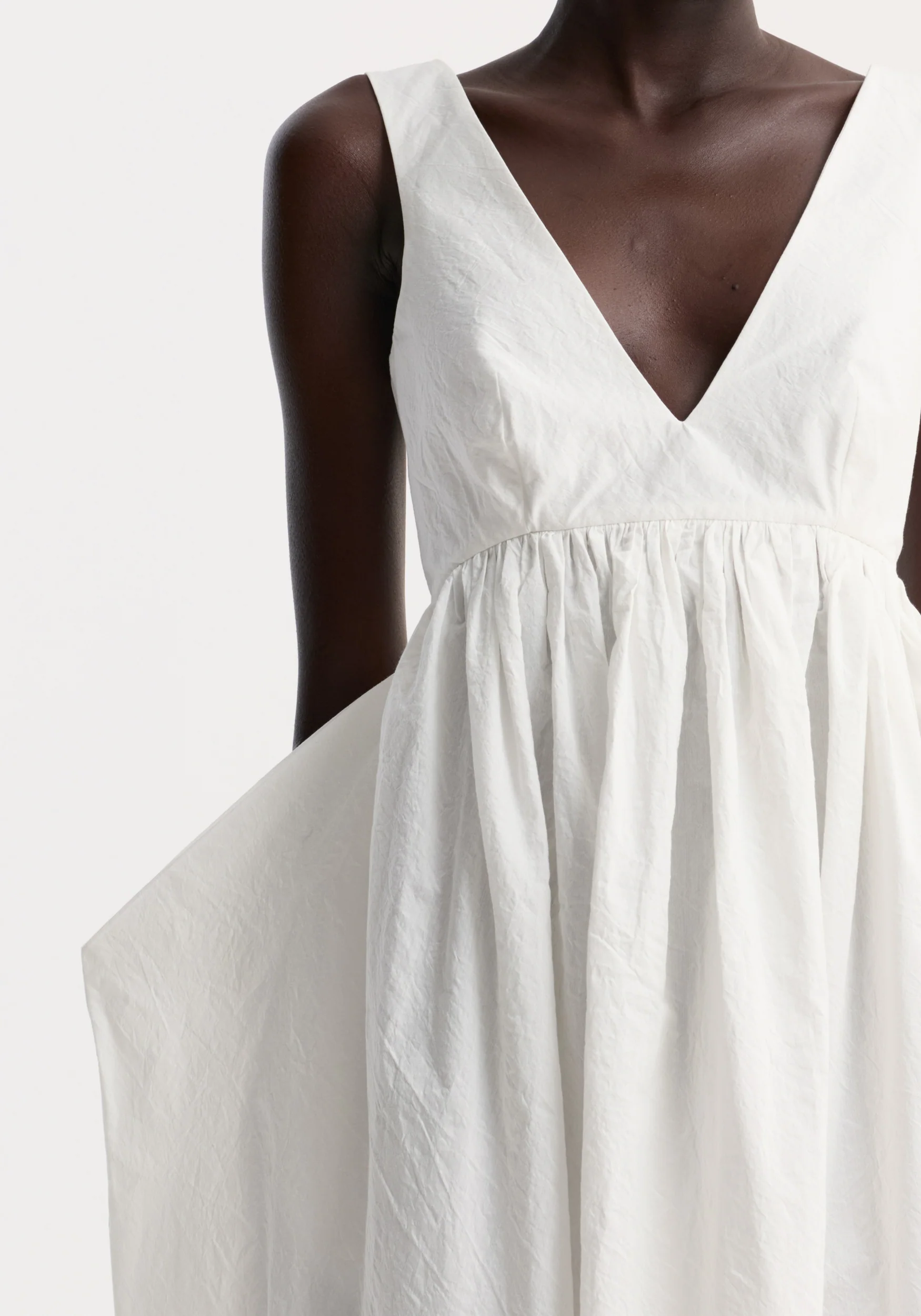 Sculptural textured cotton dress | off white - Image 4
