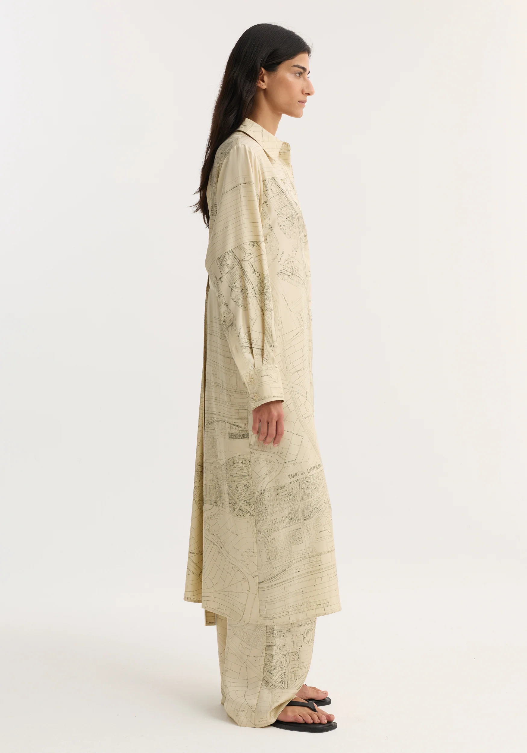 Silk open back wrap dress | Amsterdam - Image 5