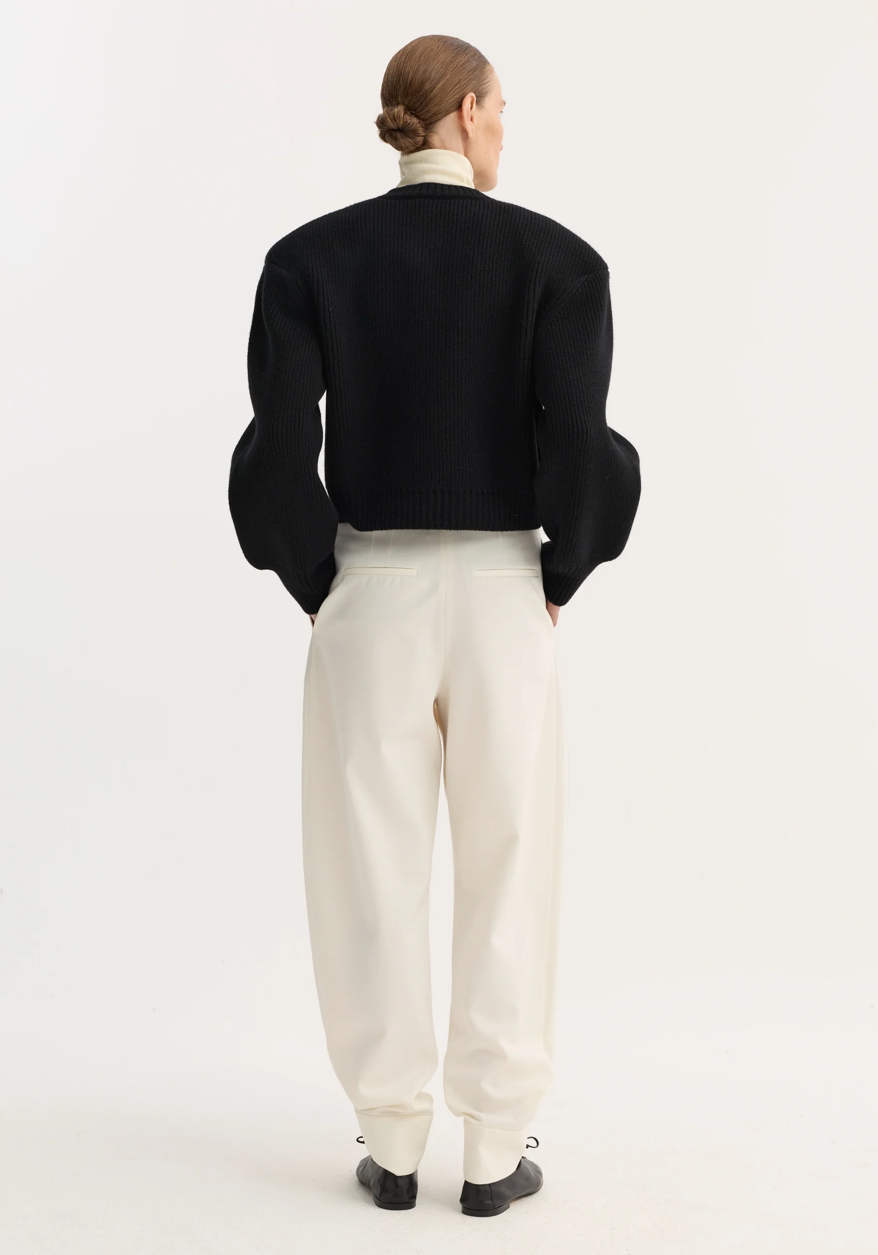 Statement shoulder cardigan | black - Image 5