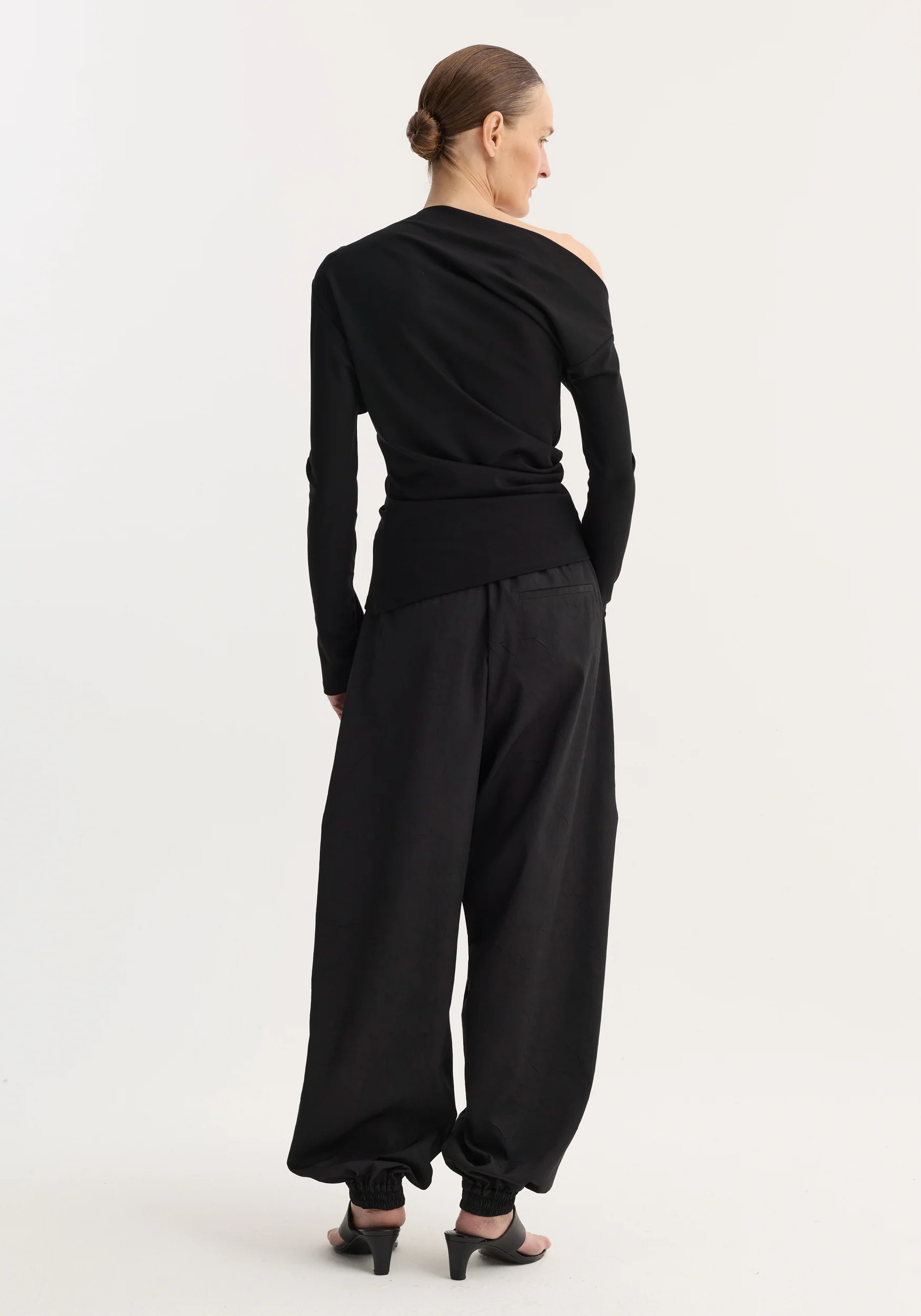 Twisted jersey top | black - Image 5